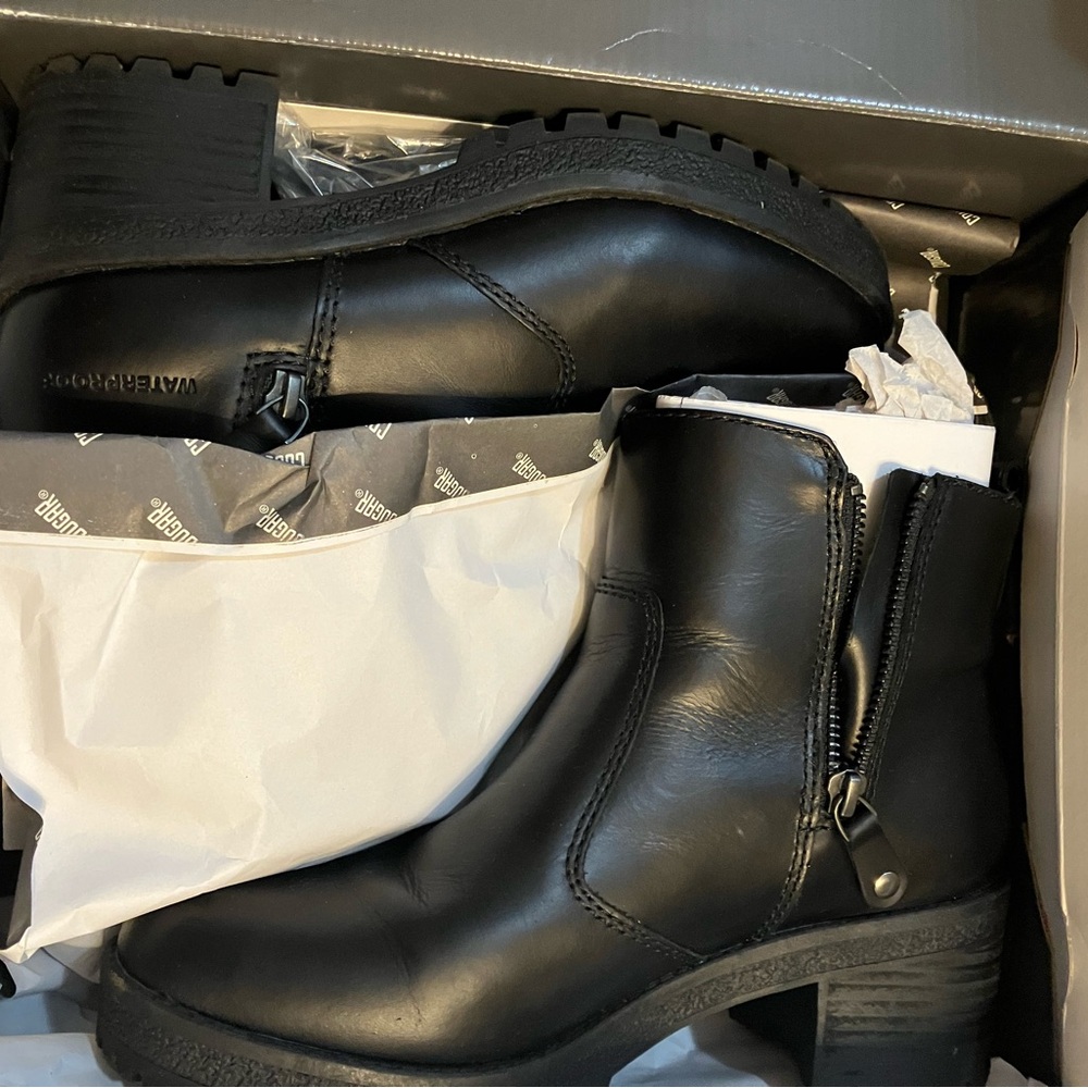 NIB COUGAR waterproof Dayton Black leather boot size 8